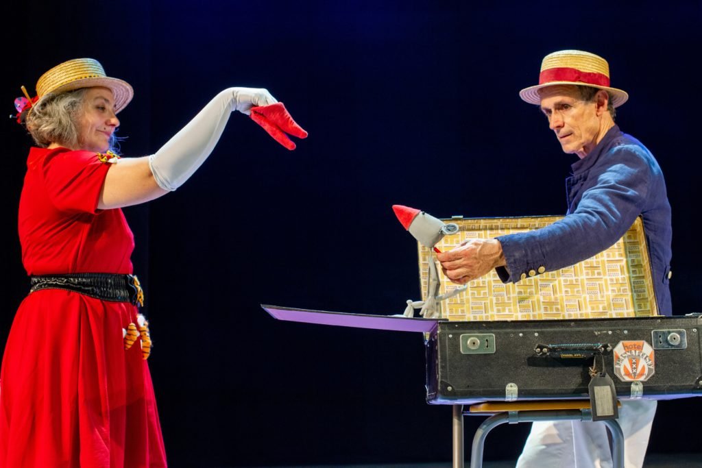 Cuentos viajeros en Teatro San Francisco, León